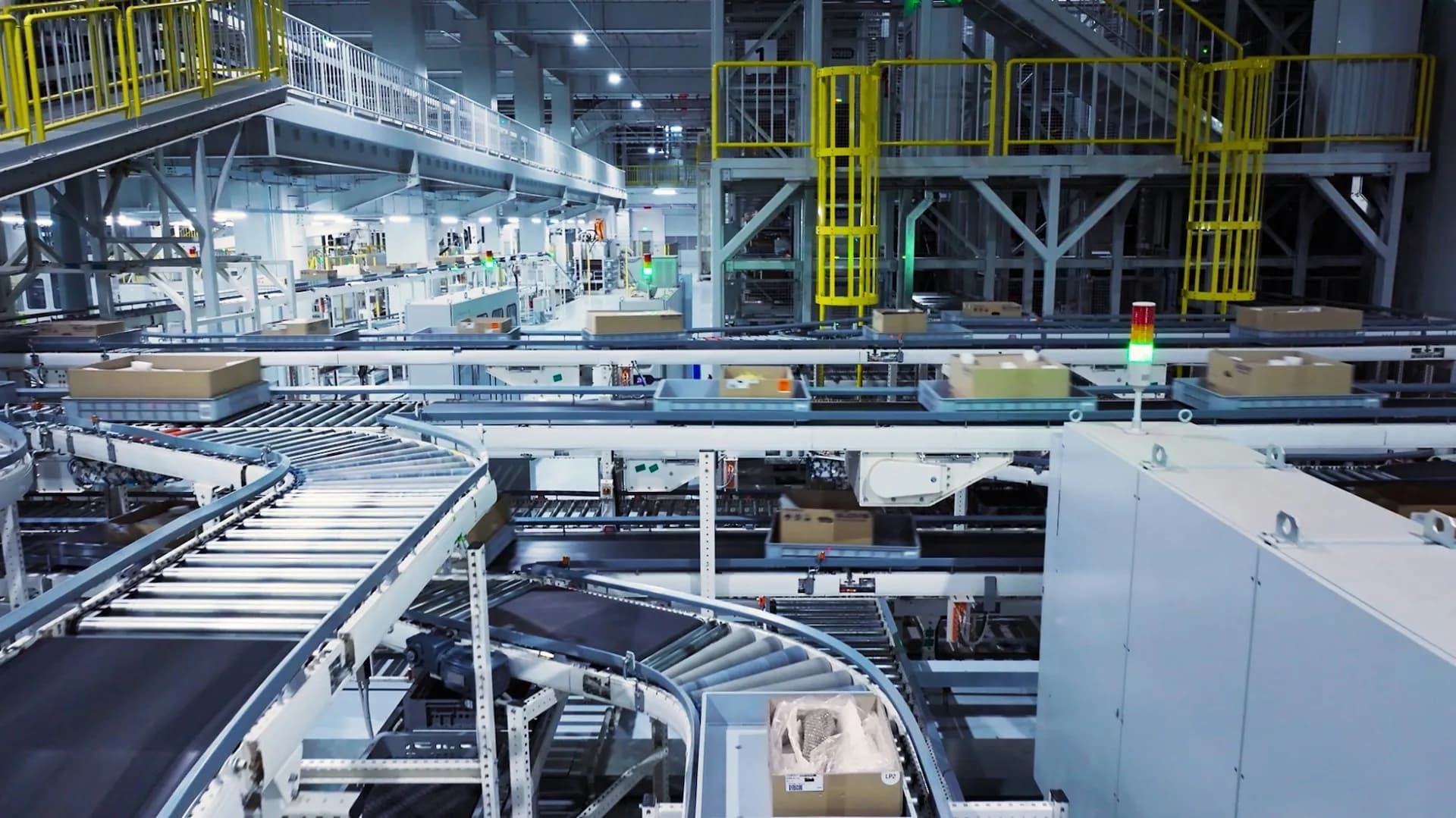 A view of a factory with high automation 